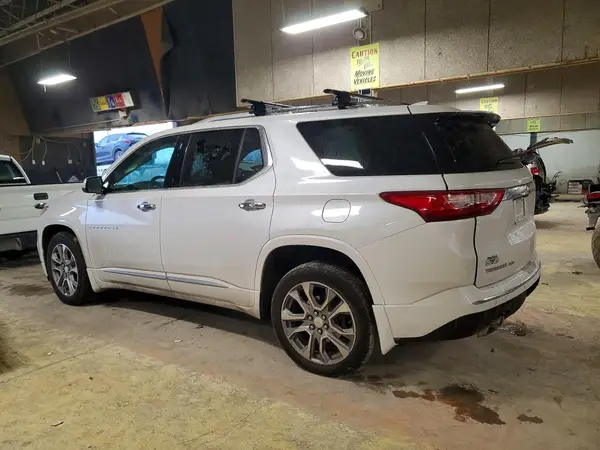1GNEVJKW4JJ169634 2018 CHEVROLET TRAVERSE - Image 2