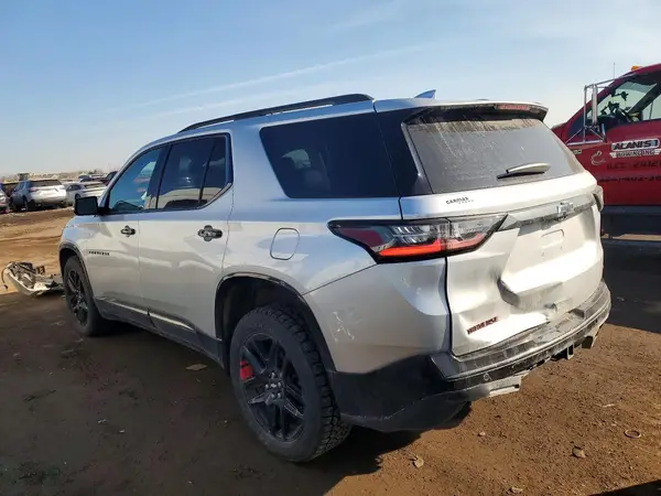 1GNEVJKW4JJ175305 2018 CHEVROLET TRAVERSE - Image 2