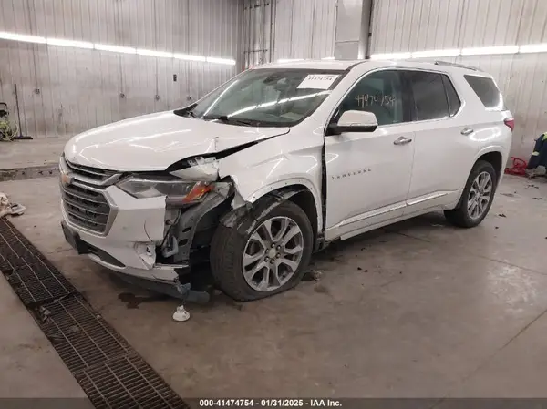 1GNEVJKW4JJ258717 2018 CHEVROLET TRAVERSE - Image 2