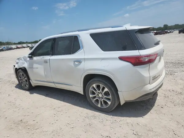 1GNEVJKW4JJ270057 2018 CHEVROLET TRAVERSE - Image 2