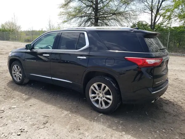 1GNEVJKW4KJ261067 2019 CHEVROLET TRAVERSE - Image 2