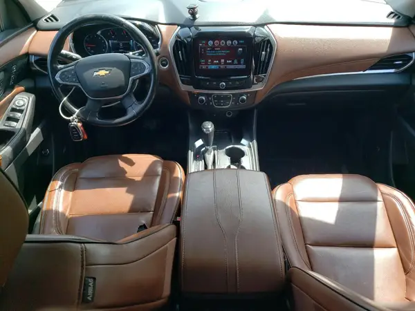 1GNEVJKW4KJ261067 2019 CHEVROLET TRAVERSE - Image 8
