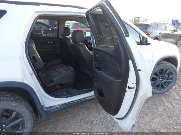 1GNEVJKW4LJ103927 2020 CHEVROLET TRAVERSE - Image 8