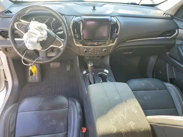 1GNEVJKW4LJ313976 2020 CHEVROLET TRAVERSE - Image 8