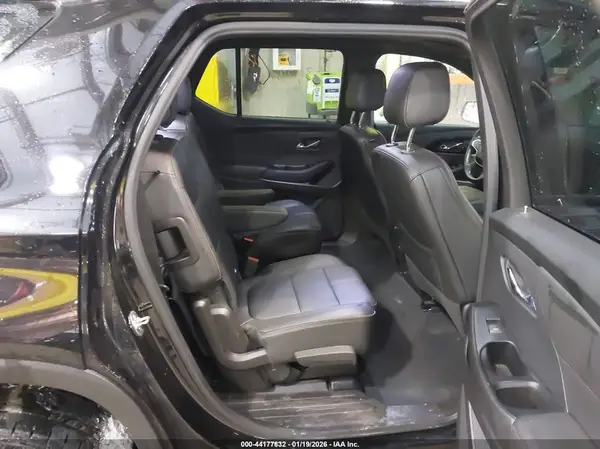 1GNEVJKW4PJ311733 2023 CHEVROLET TRAVERSE - Image 8