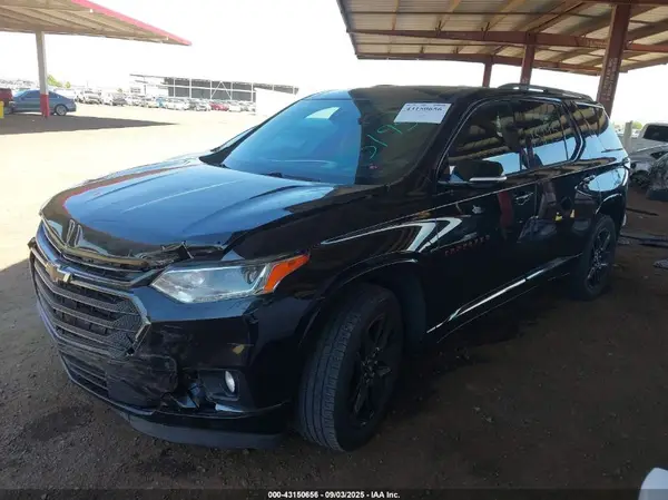 1GNEVJKW5JJ112424 2018 CHEVROLET TRAVERSE - Image 2