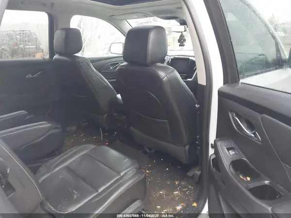 1GNEVJKW5JJ123424 2018 CHEVROLET TRAVERSE - Image 8