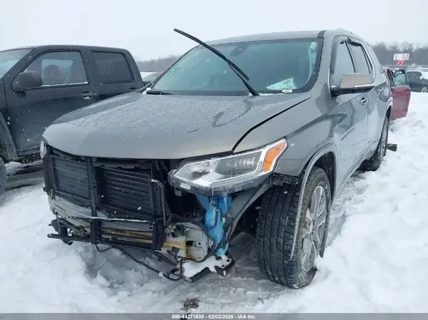 1GNEVJKW5JJ166743 2018 CHEVROLET TRAVERSE - Image 2
