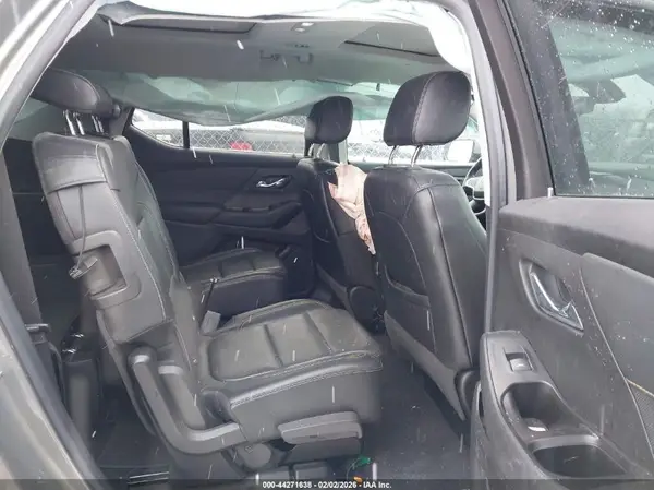 1GNEVJKW5JJ166743 2018 CHEVROLET TRAVERSE - Image 8