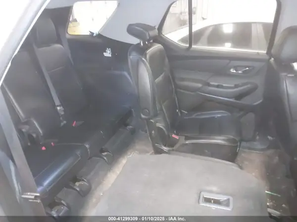 1GNEVJKW5JJ169268 2018 CHEVROLET TRAVERSE - Image 8