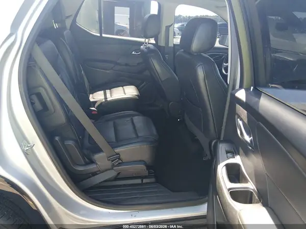 1GNEVJKW5JJ196308 2018 CHEVROLET TRAVERSE - Image 8
