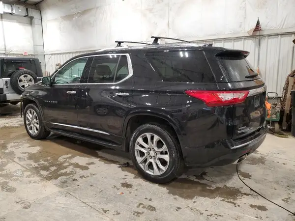 1GNEVJKW5JJ223734 2018 CHEVROLET TRAVERSE - Image 2