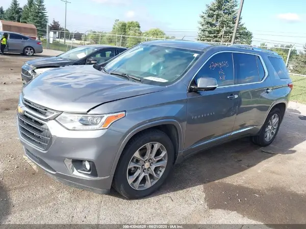 1GNEVJKW5JJ233874 2018 CHEVROLET TRAVERSE - Image 2