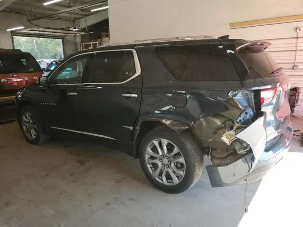 1GNEVJKW5JJ237178 2018 CHEVROLET TRAVERSE - Image 2