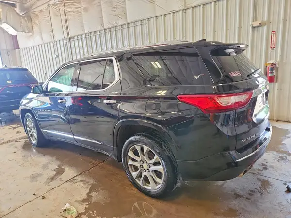 1GNEVJKW5JJ239433 2018 CHEVROLET TRAVERSE - Image 2