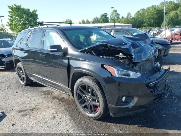 1GNEVJKW5JJ242526 2018 CHEVROLET TRAVERSE - Image 1