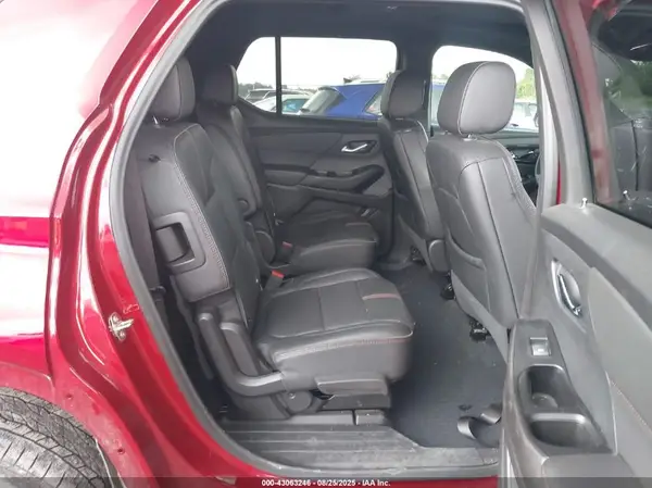 1GNEVJKW5PJ256273 2023 CHEVROLET TRAVERSE - Image 8