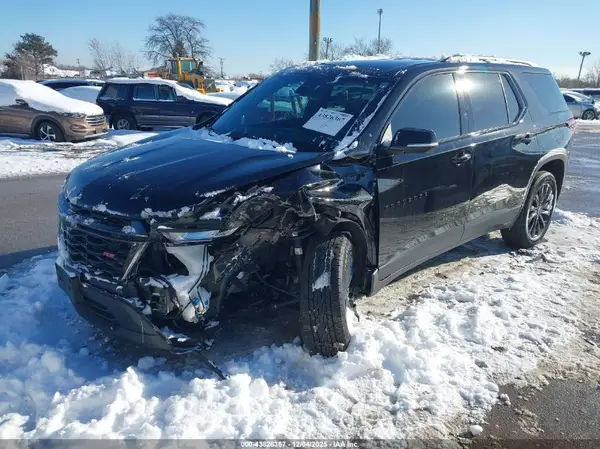 1GNEVJKW5PJ327567 2023 CHEVROLET TRAVERSE - Image 2