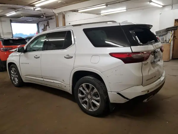1GNEVJKW6JJ104784 2018 CHEVROLET TRAVERSE - Image 2