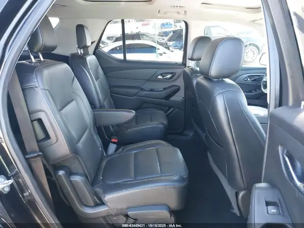 1GNEVJKW6JJ150597 2018 CHEVROLET TRAVERSE - Image 8