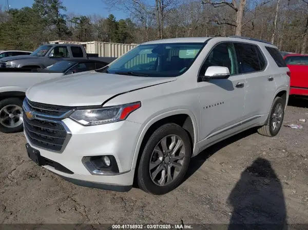 1GNEVJKW6JJ155119 2018 CHEVROLET TRAVERSE - Image 2