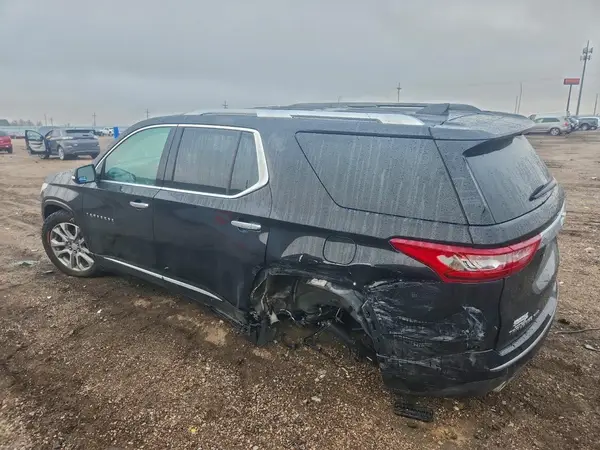 1GNEVJKW6JJ160840 2018 CHEVROLET TRAVERSE - Image 2