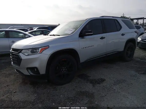 1GNEVJKW6JJ173085 2018 CHEVROLET TRAVERSE - Image 2