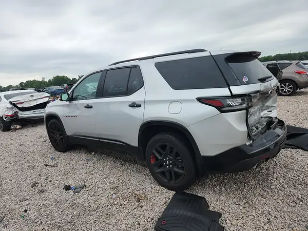 1GNEVJKW6JJ178576 2018 CHEVROLET TRAVERSE - Image 2