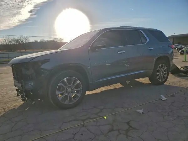 1GNEVJKW6JJ204884 2018 CHEVROLET TRAVERSE - Image 1