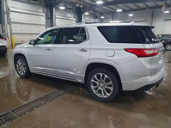 1GNEVJKW6JJ209146 2018 CHEVROLET TRAVERSE - Image 2
