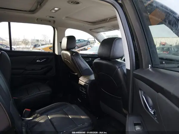 1GNEVJKW6JJ230918 2018 CHEVROLET TRAVERSE - Image 8