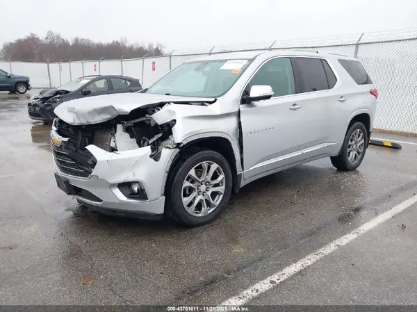 1GNEVJKW6JJ234080 2018 CHEVROLET TRAVERSE - Image 2