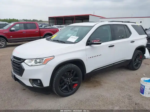 1GNEVJKW6JJ236220 2018 CHEVROLET TRAVERSE - Image 2