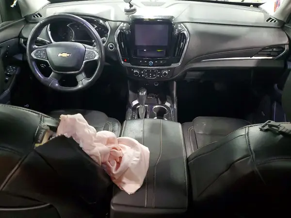 1GNEVJKW6JJ243748 2018 CHEVROLET TRAVERSE - Image 8