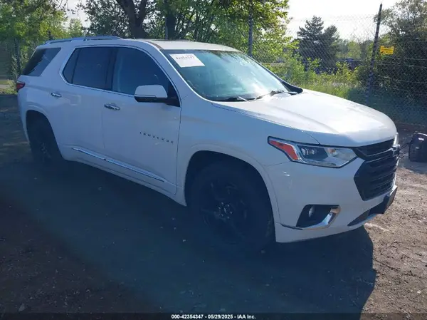 1GNEVJKW6JJ252630 2018 CHEVROLET TRAVERSE - Image 1