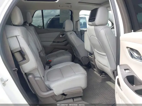 1GNEVJKW6JJ256435 2018 CHEVROLET TRAVERSE - Image 8