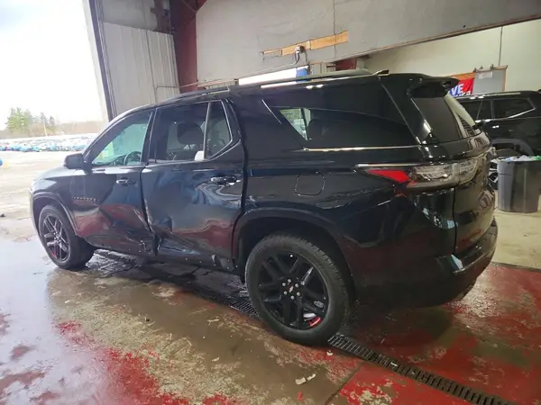 1GNEVJKW6JJ261876 2018 CHEVROLET TRAVERSE - Image 2