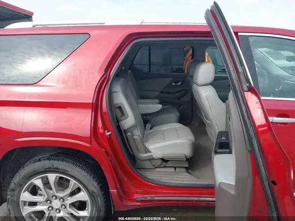 1GNEVJKW6JJ265734 2018 CHEVROLET TRAVERSE - Image 8