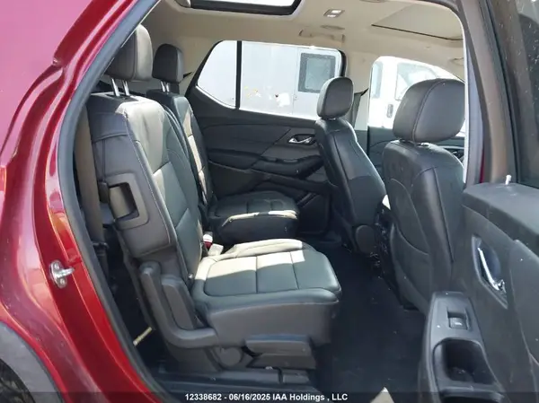 1GNEVJKW6MJ215176 2021 CHEVROLET TRAVERSE - Image 8