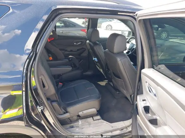1GNEVJKW6PJ257299 2023 CHEVROLET TRAVERSE - Image 8
