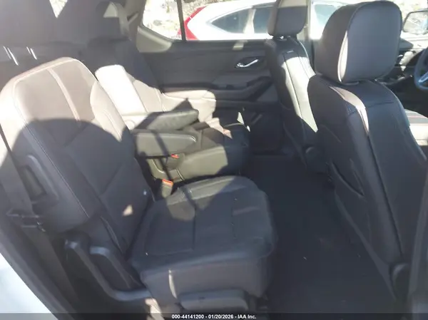 1GNEVJKW6PJ330588 2023 CHEVROLET TRAVERSE - Image 8