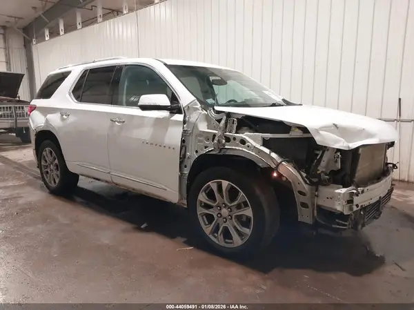 1GNEVJKW7JJ127636 2018 CHEVROLET TRAVERSE - Image 1