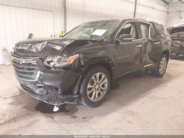 1GNEVJKW7JJ155503 2018 CHEVROLET TRAVERSE - Image 2