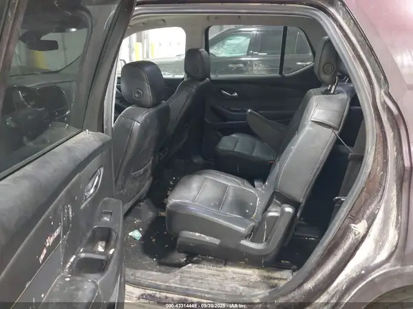 1GNEVJKW7JJ156103 2018 CHEVROLET TRAVERSE - Image 8
