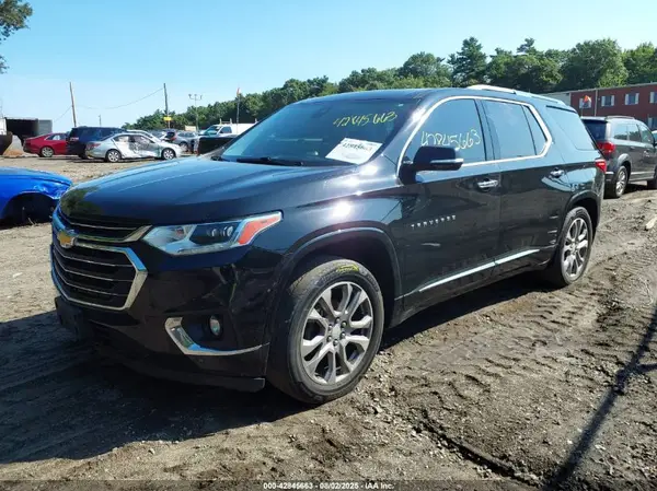 1GNEVJKW7JJ156392 2018 CHEVROLET TRAVERSE - Image 2