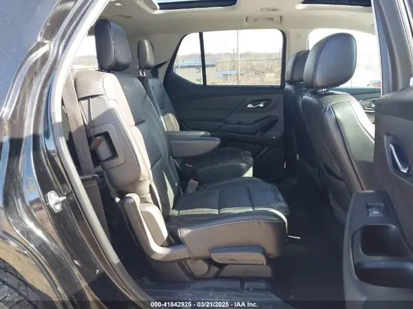 1GNEVJKW7JJ162211 2018 CHEVROLET TRAVERSE - Image 8