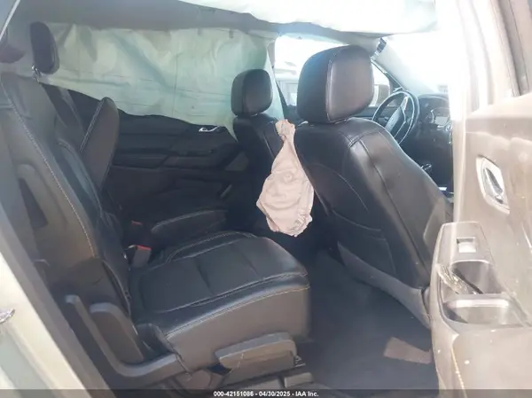 1GNEVJKW7JJ284650 2018 CHEVROLET TRAVERSE - Image 8
