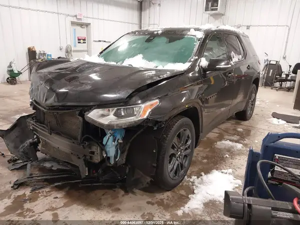 1GNEVJKW7MJ162956 2021 CHEVROLET TRAVERSE - Image 2