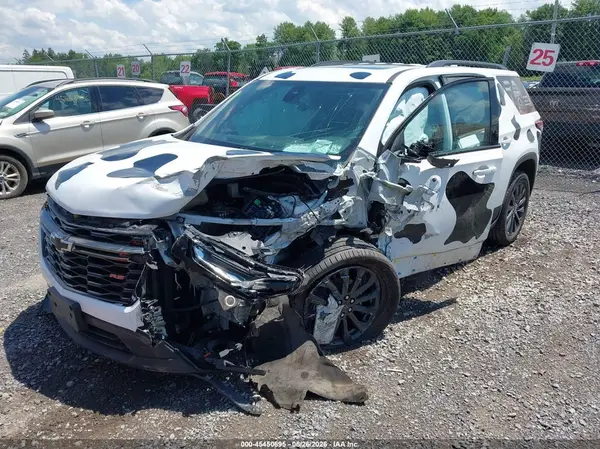 1GNEVJKW7PJ260678 2023 CHEVROLET TRAVERSE - Image 2