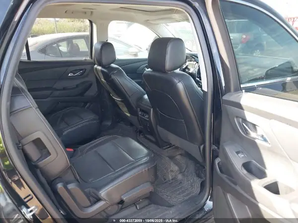 1GNEVJKW8JJ101630 2018 CHEVROLET TRAVERSE - Image 8